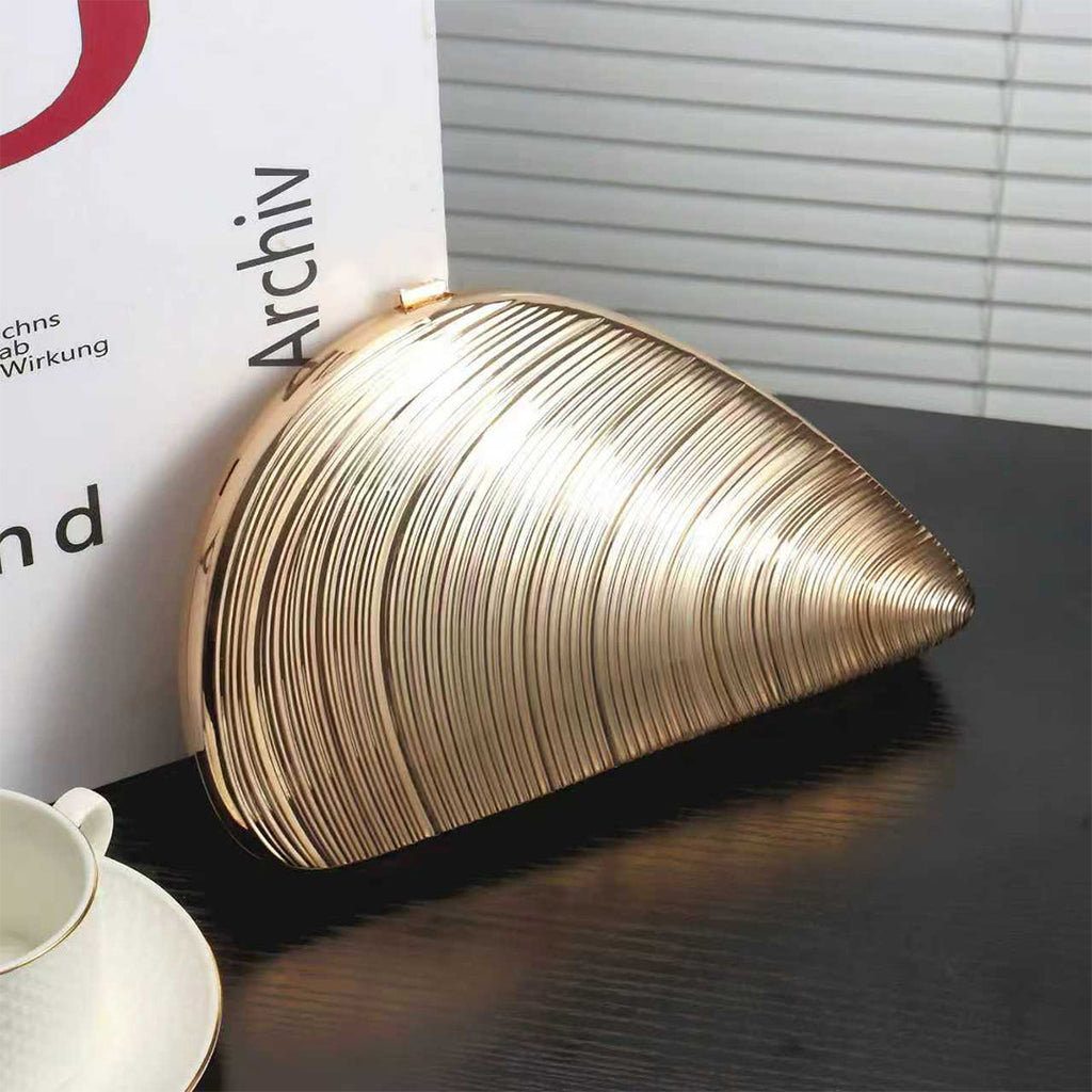 Karleedress Trendy Chain Glitter Oyster Clutch Bag